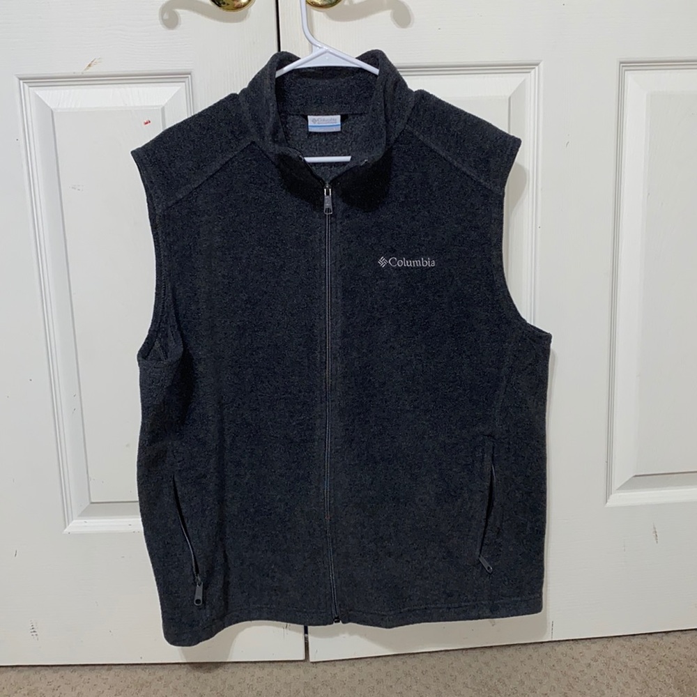 columbia fleece vest